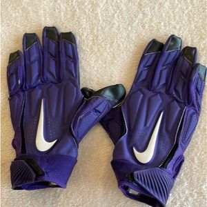 Nike Football Gloves